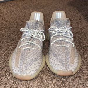 Yeezy Boost 350 V2 Lundmark Non- Reflective